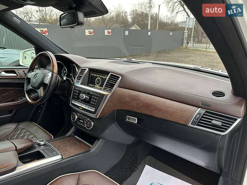 Позашляховик / Кросовер Mercedes-Benz GL-Class 2015 в Львові фото 31 Позашляховик / Кросовер Mercedes-Benz GL-Class 2015 в Львові