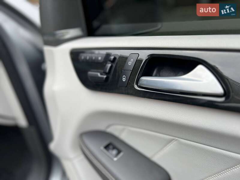 Позашляховик / Кросовер Mercedes-Benz GL-Class 2014 в Чернівцях