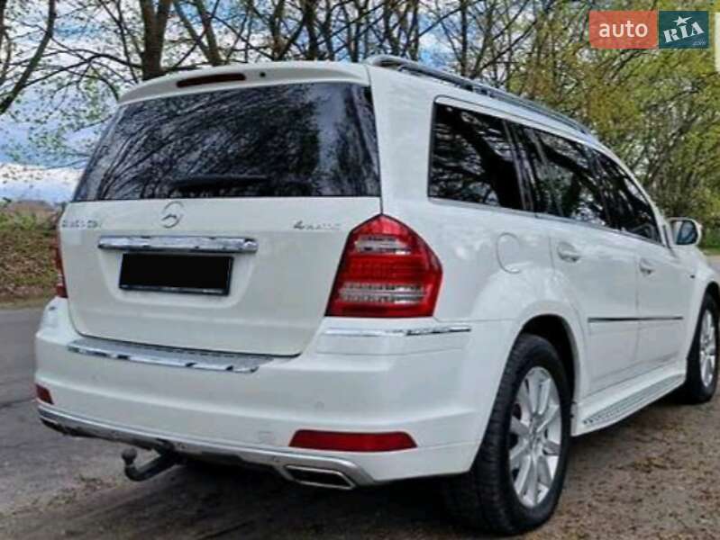 Внедорожник / Кроссовер Mercedes-Benz GL-Class 2009 в Киеве