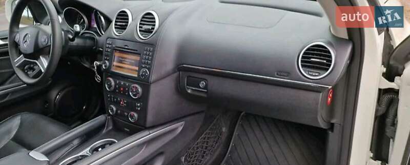 Внедорожник / Кроссовер Mercedes-Benz GL-Class 2009 в Киеве