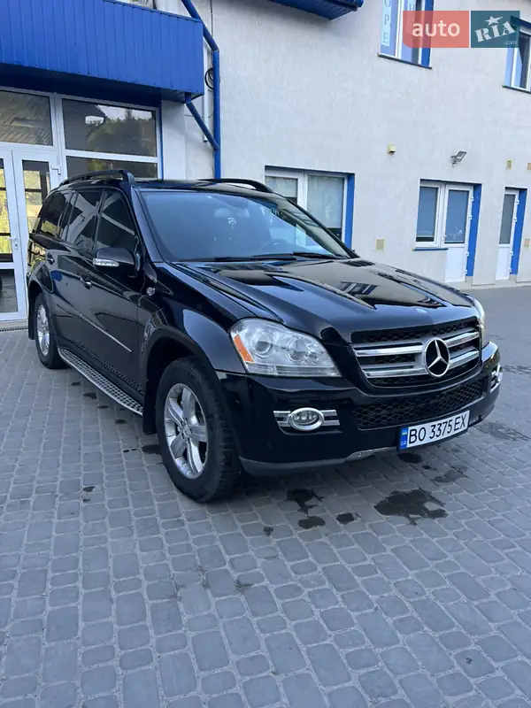 Mercedes-Benz GL-Class