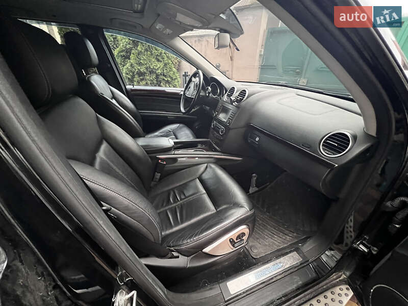 Внедорожник / Кроссовер Mercedes-Benz GL-Class 2008 в Черноморске фото 8 Внедорожник / Кроссовер Mercedes-Benz GL-Class 2008 в Черноморске