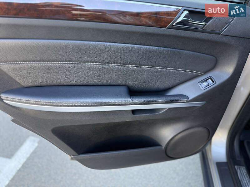 Позашляховик / Кросовер Mercedes-Benz GL-Class 2007 в Києві