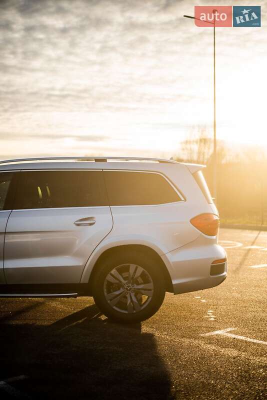 Внедорожник / Кроссовер Mercedes-Benz GL-Class 2015 в Ровно