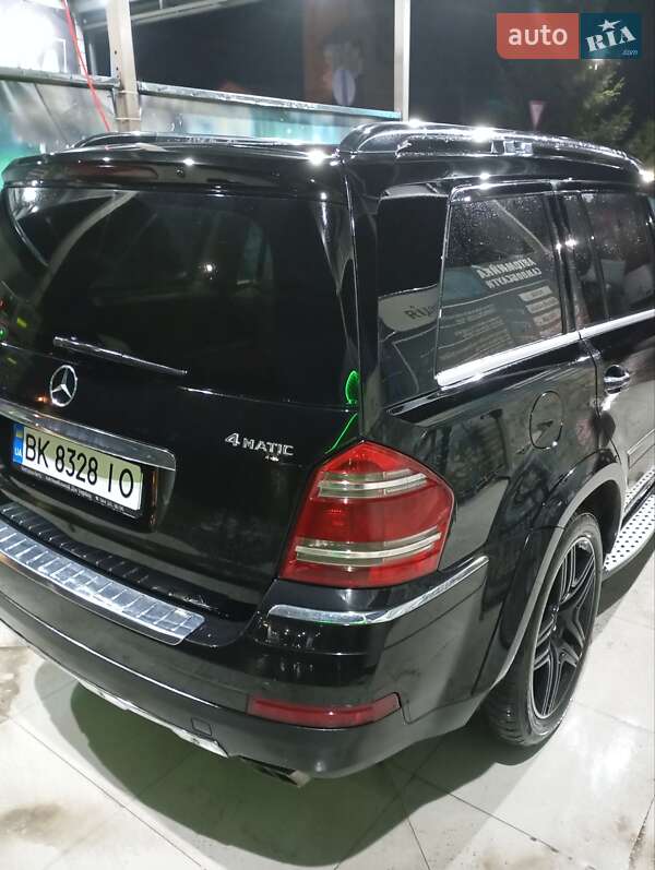 Позашляховик / Кросовер Mercedes-Benz GL-Class 2008 в Дубні
