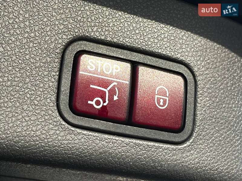 Внедорожник / Кроссовер Mercedes-Benz GL-Class 2016 в Днепре фото 11 Внедорожник / Кроссовер Mercedes-Benz GL-Class 2016 в Днепре