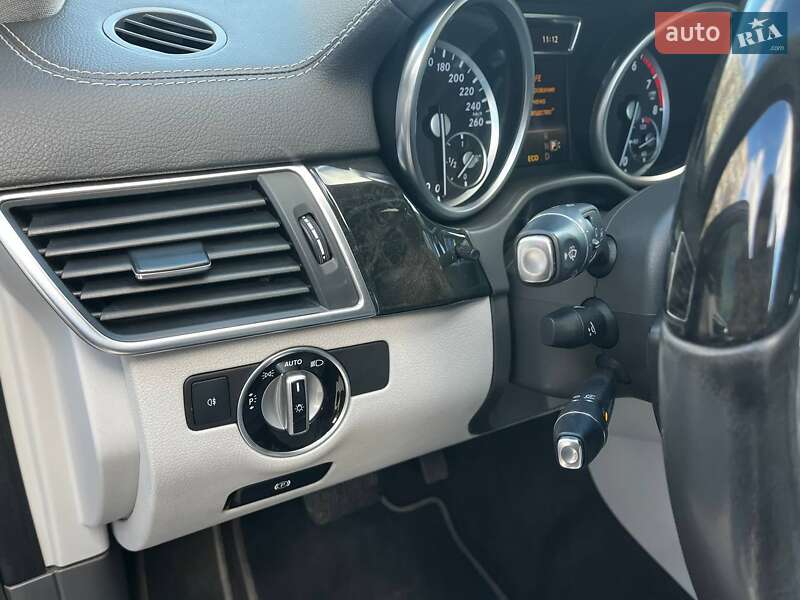 Внедорожник / Кроссовер Mercedes-Benz GL-Class 2016 в Днепре фото 23 Внедорожник / Кроссовер Mercedes-Benz GL-Class 2016 в Днепре