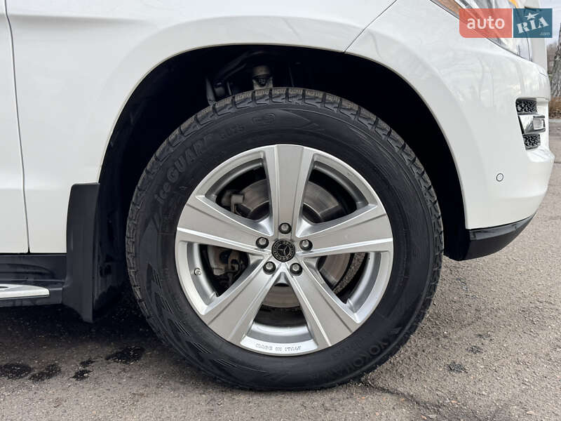 Позашляховик / Кросовер Mercedes-Benz GL-Class 2015 в Смілі