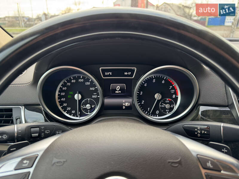 Позашляховик / Кросовер Mercedes-Benz GL-Class 2015 в Смілі