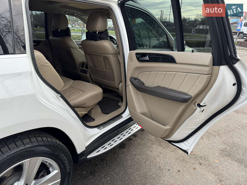 Позашляховик / Кросовер Mercedes-Benz GL-Class 2015 в Смілі