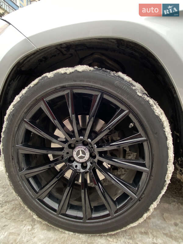 Позашляховик / Кросовер Mercedes-Benz GL-Class 2015 в Києві