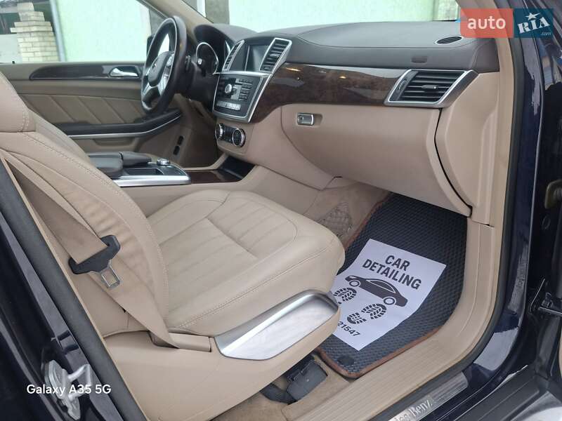 Позашляховик / Кросовер Mercedes-Benz GL-Class 2013 в Дунаївцях
