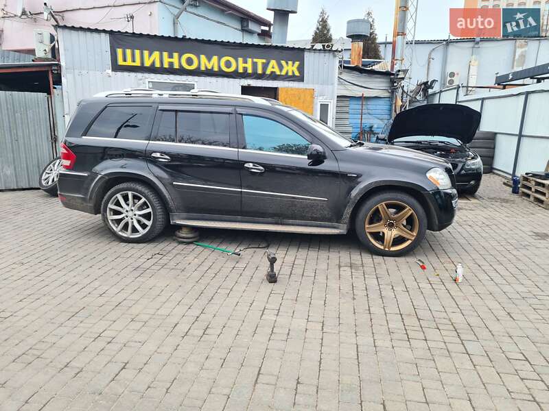 Внедорожник / Кроссовер Mercedes-Benz GL-Class 2010 в Николаеве