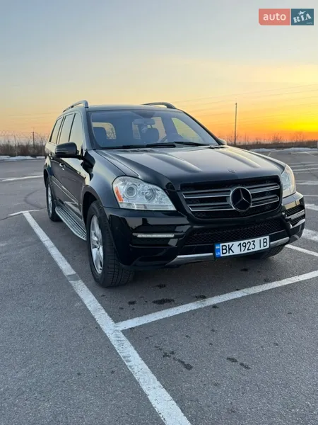 Mercedes-Benz GL-Class 2011