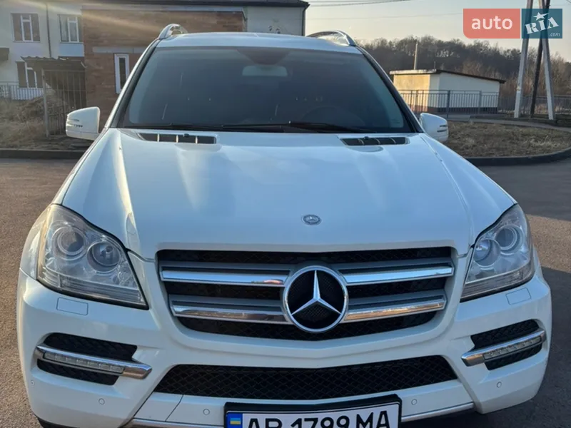 Mercedes-Benz GL-Class