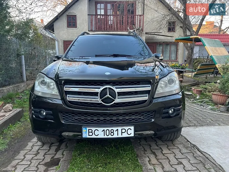 Mercedes-Benz GL-Class