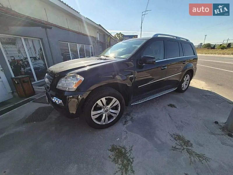 Mercedes-Benz GL-Class 2011