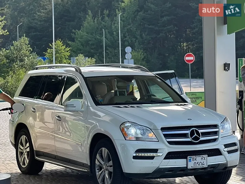 Mercedes-Benz GL-Class