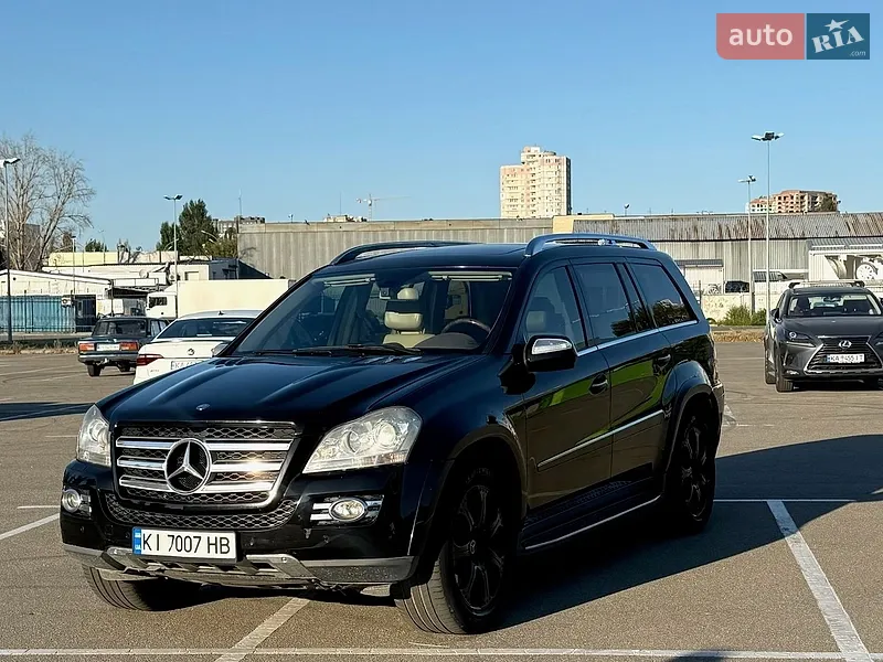 Mercedes-Benz GL-Class