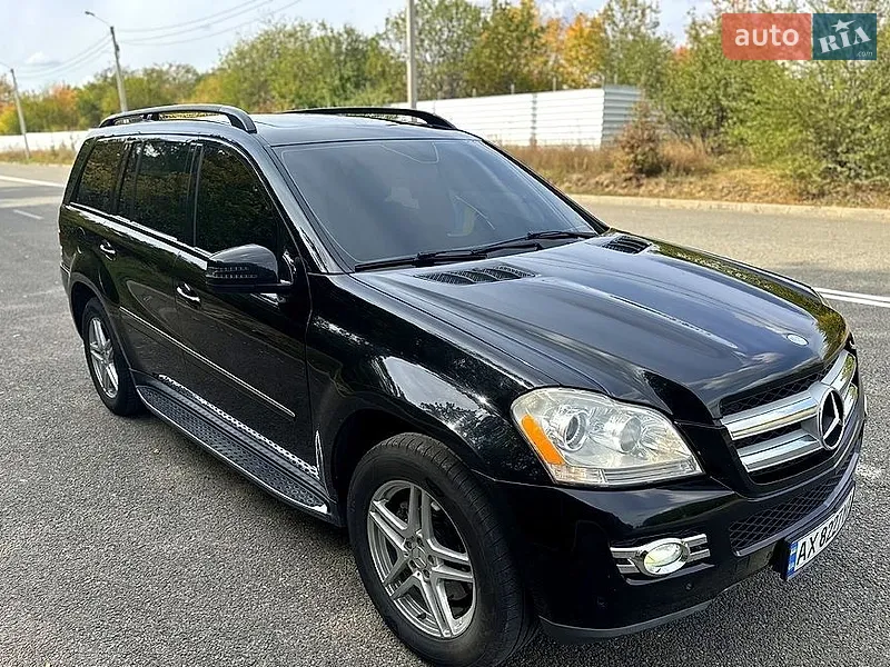 Mercedes-Benz GL-Class