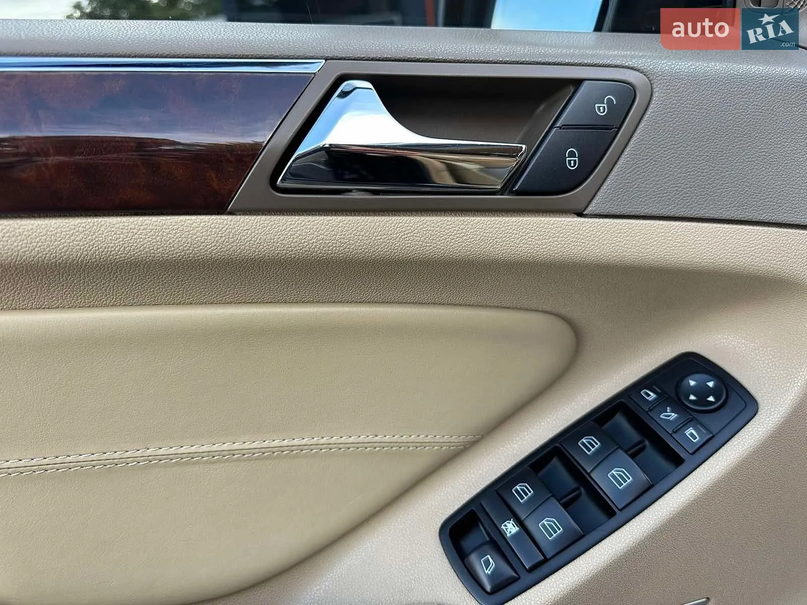 2010 Mercedes-Benz GL-klasse - мініатюра 12
