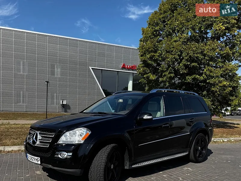 Mercedes-Benz GL-Class