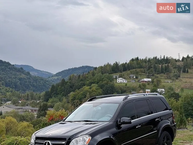 Mercedes-Benz GL-Class