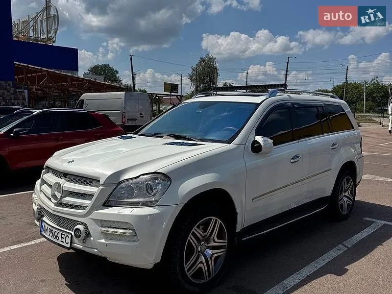 Mercedes-Benz GL-Class