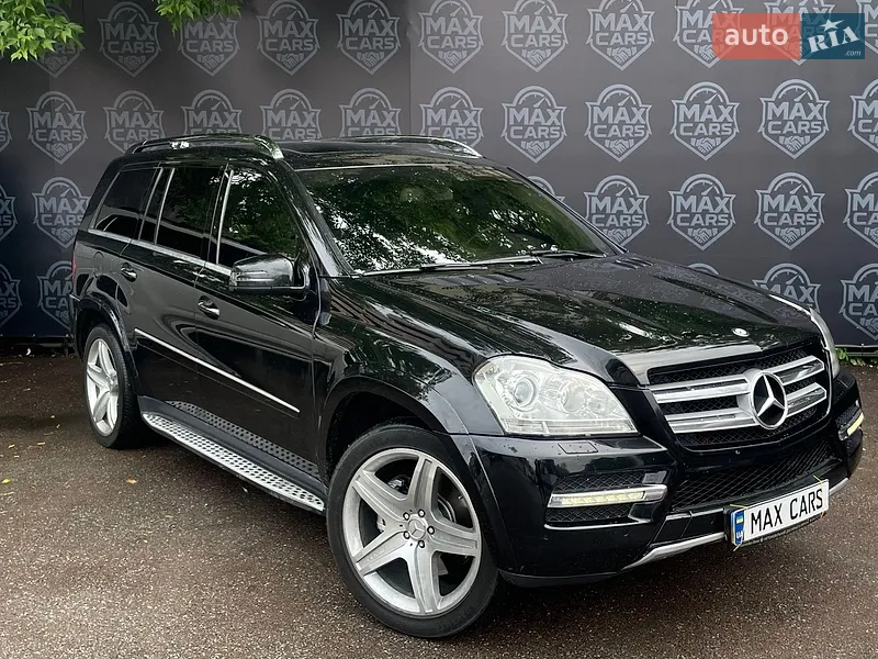 Mercedes-Benz GL-Class 2011