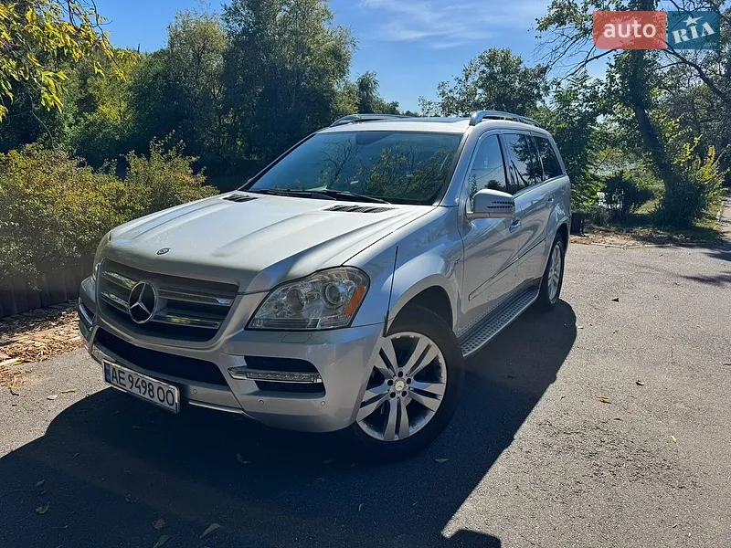 Mercedes-Benz GL-Class 2011