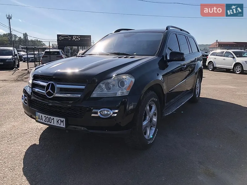 Mercedes-Benz GL-Class