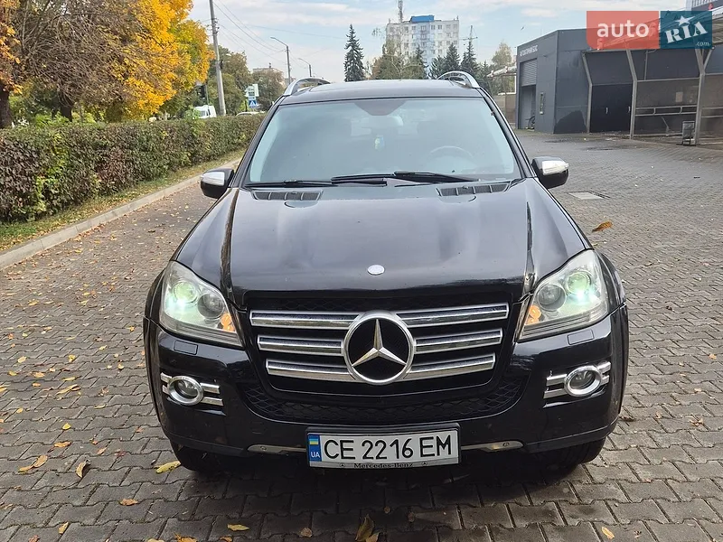 Mercedes-Benz GL-Class