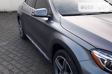 Позашляховик / Кросовер Mercedes-Benz GLA-Class 2015 в 