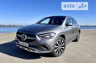 Позашляховик / Кросовер Mercedes-Benz GLA-Class 2020 в Києві