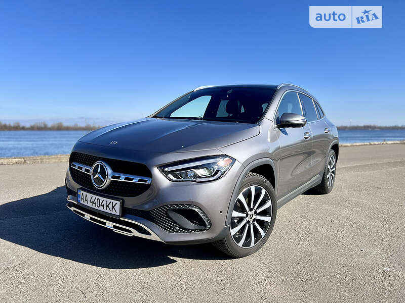Mercedes-Benz GLA-Class 2020