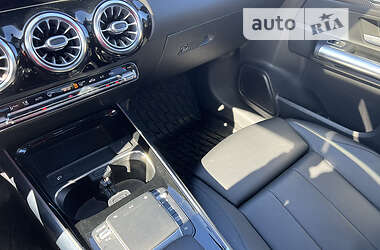 Внедорожник / Кроссовер Mercedes-Benz GLA-Class 2020 в 