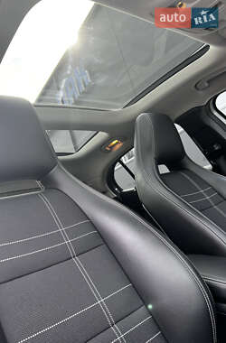 Внедорожник / Кроссовер Mercedes-Benz GLA-Class 2014 в 