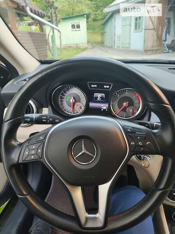 Внедорожник / Кроссовер Mercedes-Benz GLA-Class 2014 в Черновцах