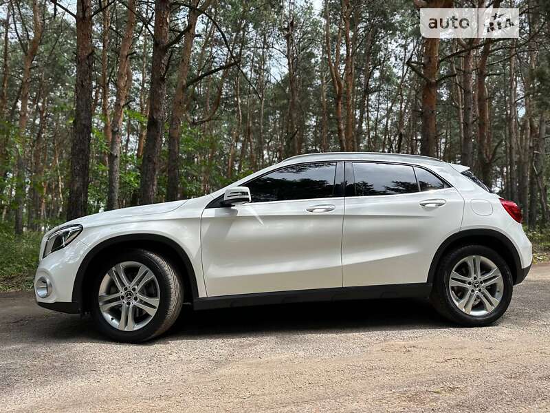 Позашляховик / Кросовер Mercedes-Benz GLA-Class 2019 в Кропивницькому