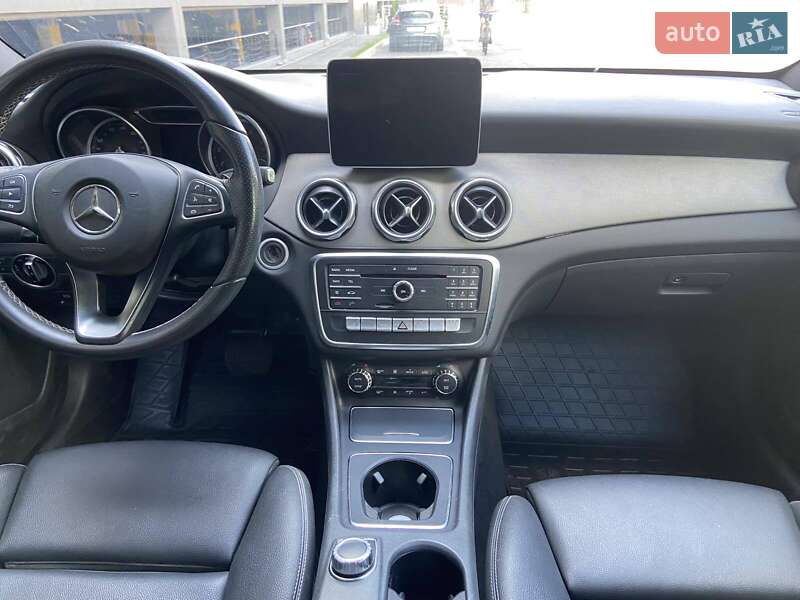 Внедорожник / Кроссовер Mercedes-Benz GLA-Class 2018 в Львове фото 8 Внедорожник / Кроссовер Mercedes-Benz GLA-Class 2018 в Львове