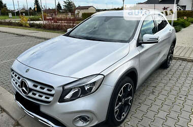 Внедорожник / Кроссовер Mercedes-Benz GLA-Class 2020 в Киеве