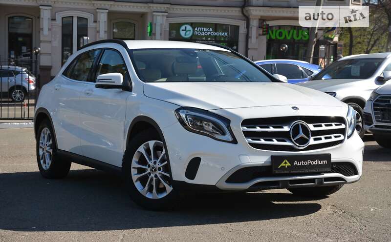 Позашляховик / Кросовер Mercedes-Benz GLA-Class 2019 в Києві