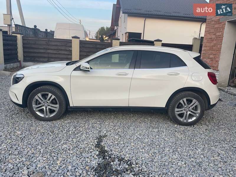 Внедорожник / Кроссовер Mercedes-Benz GLA-Class 2016 в Львове фото 3 Внедорожник / Кроссовер Mercedes-Benz GLA-Class 2016 в Львове
