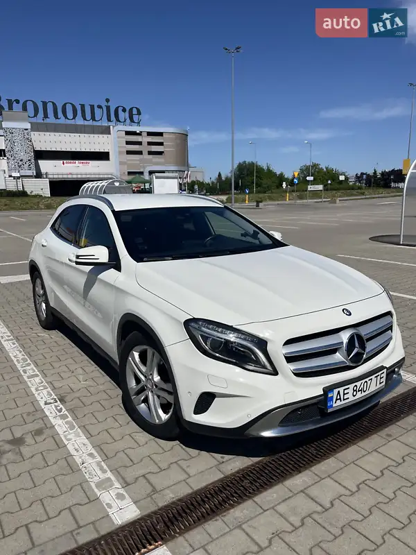 Mercedes-Benz GLA-Class 2016