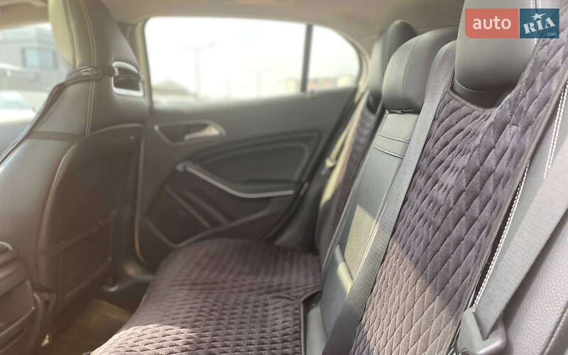 Внедорожник / Кроссовер Mercedes-Benz GLA-Class 2016 в Мукачево