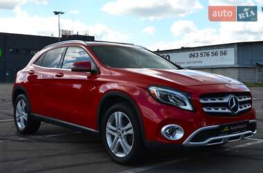 Внедорожник / Кроссовер Mercedes-Benz GLA-Class 2018 в 