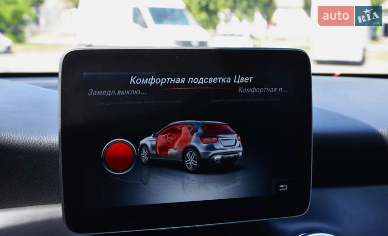 Внедорожник / Кроссовер Mercedes-Benz GLA-Class 2018 в Киеве