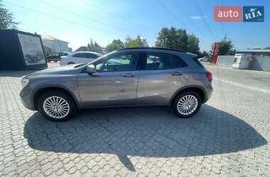 Внедорожник / Кроссовер Mercedes-Benz GLA-Class 2018 в 