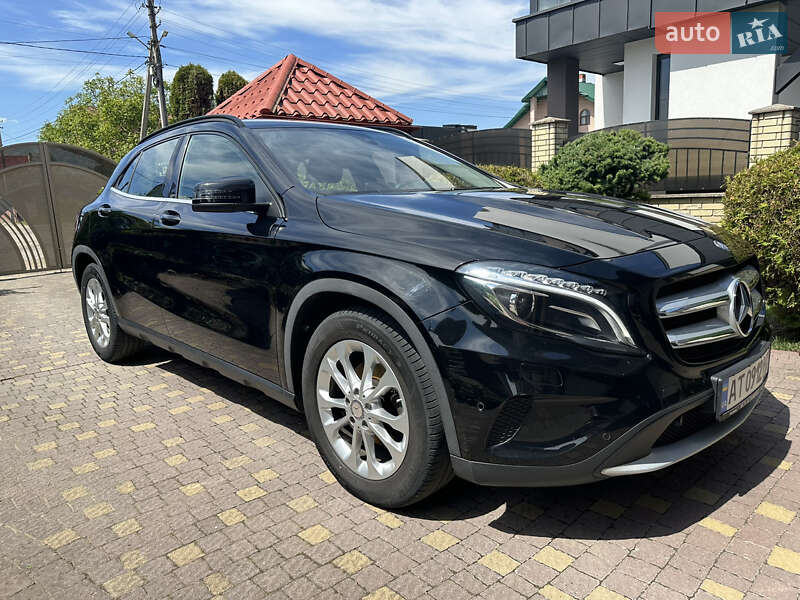 Внедорожник / Кроссовер Mercedes-Benz GLA-Class 2016 в Ивано-Франковске