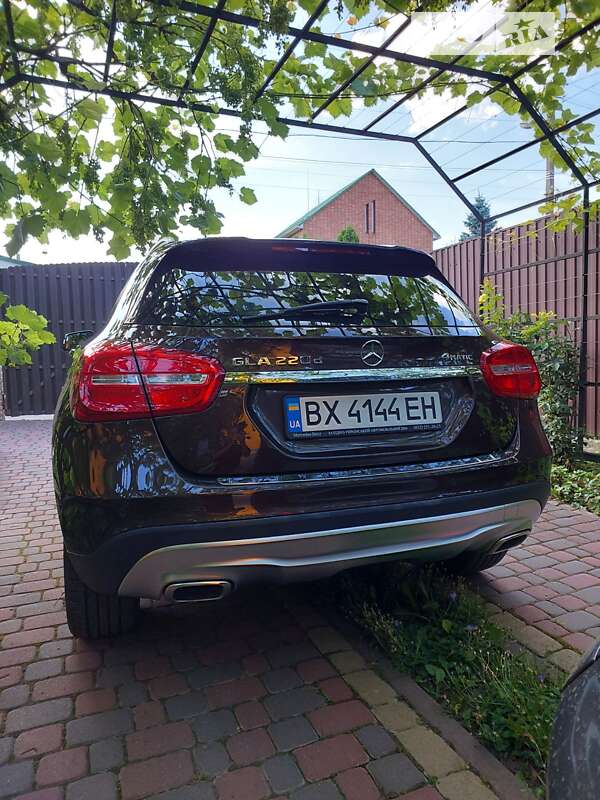 Внедорожник / Кроссовер Mercedes-Benz GLA-Class 2016 в Хмельницком фото 6 Внедорожник / Кроссовер Mercedes-Benz GLA-Class 2016 в Хмельницком